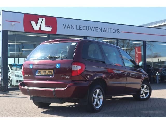 Occasion Chrysler Voyager 147 PK (108 kW) 2002 Rood MPV