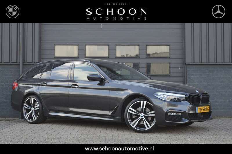 Grijs Gebruikt 2017 BMW 520 Executive Stationwagen | € 25.950 (Eerlijke prijs) - Afbeelding 1/3