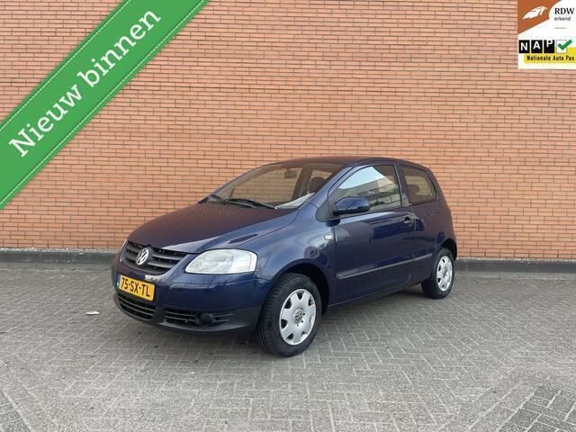 Blauw Gebruikt 2006 VW Fox Hatchback | € 1.495 (Eerlijke prijs) - Afbeelding 1/4