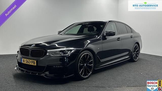 Zwart Gebruikt 2018 BMW 540 Executive Sedan | € 35.000 (Eerlijke prijs) - Afbeelding 1/4