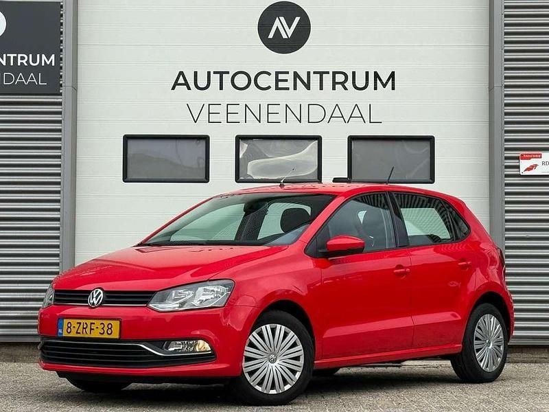 Rood Gebruikt 2015 VW Polo Hatchback | € 7.950 (Super prijs) - Afbeelding 1/4