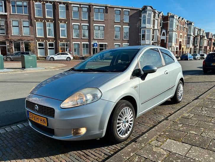 Occasion Fiat Punto Dynamic 65 PK (47 kW) 2007 Grijs Hatchback