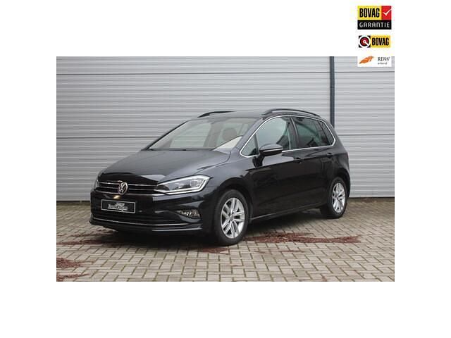 Zwart Gebruikt 2018 VW Golf Sportsvan Highline MPV | € 17.950 (Eerlijke prijs) - Afbeelding 1/4