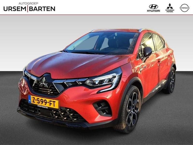 Rood, metallic lak Gebruikt 2024 Mitsubishi ASX Intense+ SUV | € 28.930 (Eerlijke prijs) - Afbeelding 1/4