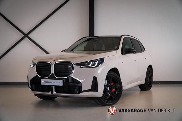 Grijs Gebruikt 2024 BMW X3 M Sport SUV | € 92.950 - Afbeelding 1/4