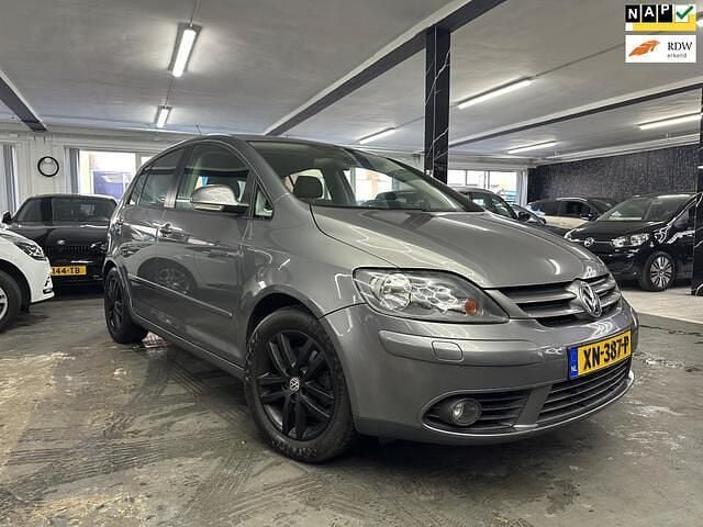 Grijs Gebruikt 2006 VW Golf Plus MPV | € 4.850 (Eerlijke prijs) - Afbeelding 1/4