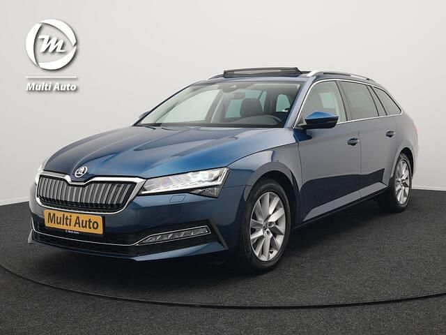 Blauw Gebruikt 2020 Skoda Superb Business Line Stationwagen | € 24.440 (Eerlijke prijs) - Afbeelding 1/4