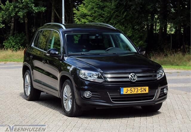 Zwart Gebruikt 2014 VW Tiguan Sport SUV | € 11.999 (Goede deal) - Afbeelding 1/4