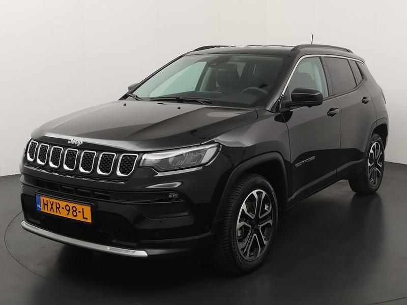 Zwart Gebruikt 2024 Jeep Compass Summit SUV | € 34.950 (Duur) - Afbeelding 1/4