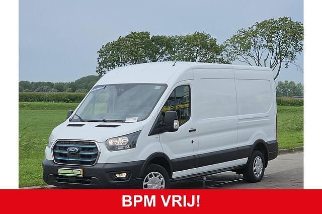 Wit Gebruikt 2022 Ford E-Transit Trend Van | € 28.950 - Afbeelding 1/4