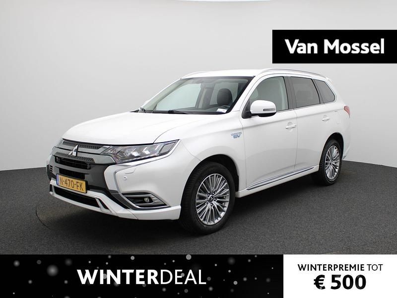 Wit Occasion 2021 Mitsubishi Outlander Intense SUV | € 22.400 (Eerlijke prijs) - Afbeelding 1/4