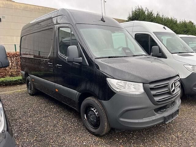Nieuw Mercedes Sprinter 170 PK (125 kW) 2025 Zwart Van