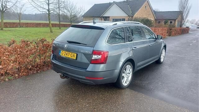 Occasion Skoda Octavia Business Line 116 PK (85 kW) 2019 Grijs Stationwagen