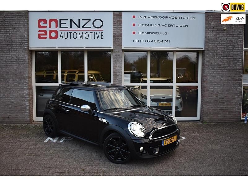 Zwart Gebruikt 2011 Mini Cooper SD Hatchback | € 6.750 - Afbeelding 1/4