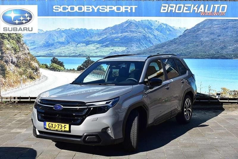 Grijs, metallic lak Nieuw 2025 Subaru Forester SUV | € 68.950 - Afbeelding 1/4