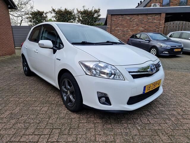 Occasion Toyota Auris Business Edition 99 PK (72 kW) 2012 Wit Hatchback