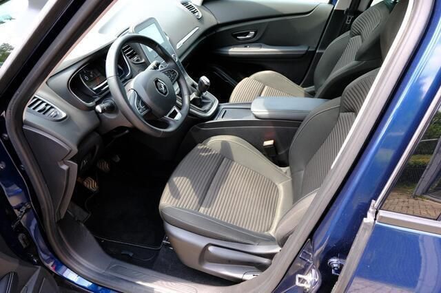 Occasion Renault Scénic IV Business 116 PK (85 kW) 2022 Blauw, metallic lak MPV