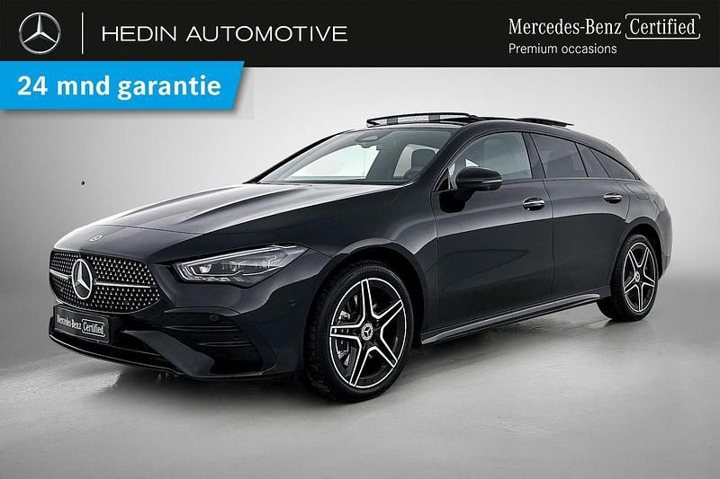 Zwart Gebruikt 2025 Mercedes CLA250e AMG line Sedan | € 46.900 (Duur) - Afbeelding 1/4