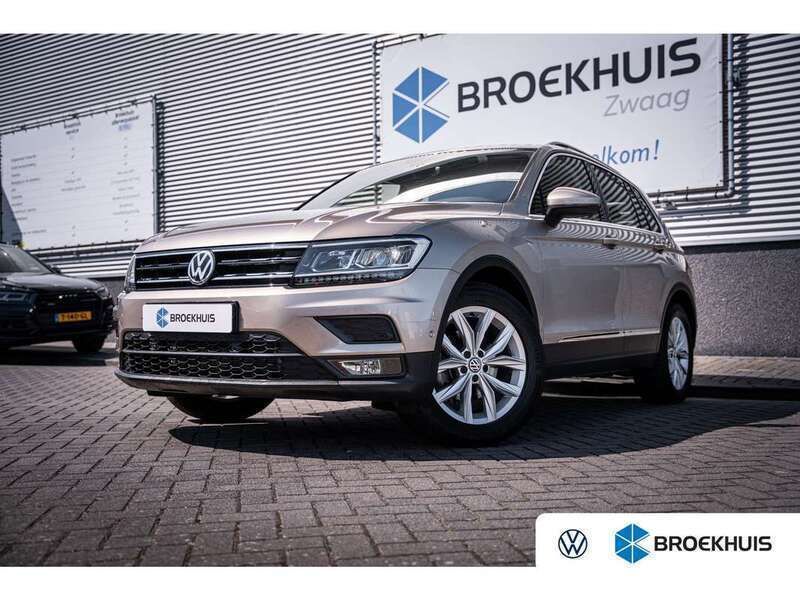 Geel Gebruikt 2018 VW Tiguan Comfortline SUV | € 23.900 (Goede deal) - Afbeelding 1/4