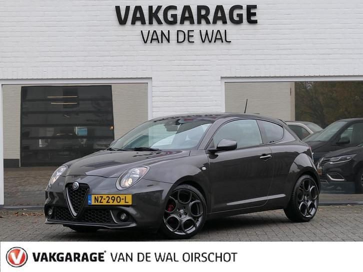 Grijs Gebruikt 2017 Alfa Romeo MiTo Super Hatchback | € 8.900 (Eerlijke prijs) - Afbeelding 1/4