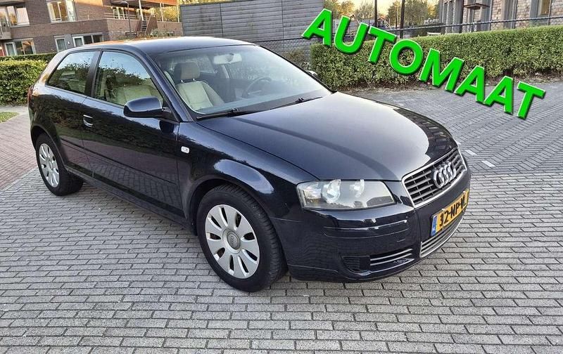 Blauw Gebruikt 2004 Audi A3 Hatchback | € 2.200 (Super prijs) - Afbeelding 1/4