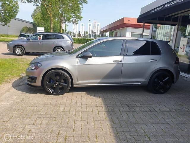 Occasion VW Golf VII R-line 122 PK (89 kW) 2014 Grijs Hatchback