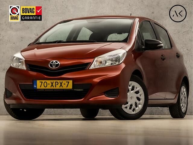 Rood Gebruikt 2012 Toyota Yaris Sport Hatchback | € 5.945 (Eerlijke prijs) - Afbeelding 1/4