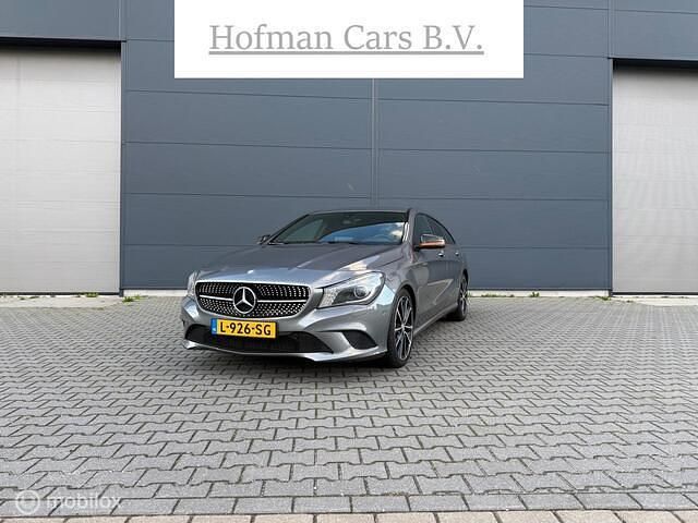 Grijs Gebruikt 2016 Mercedes CLA180 Shooting Brake OrangeArt Edition Stationwagen | € 17.900 (Goede deal) - Afbeelding 1/4