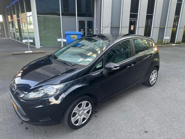 Zwart Gebruikt 2011 Ford Fiesta Limited Hatchback | € 3.950 (Eerlijke prijs) - Afbeelding 1/4