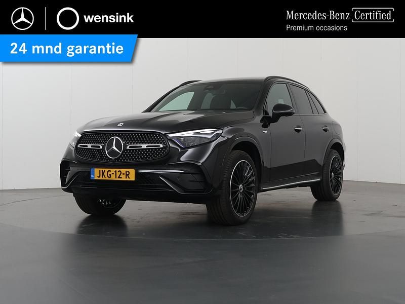 Zwart Gebruikt 2025 Mercedes GLC300e AMG line SUV | € 73.850 (Duur) - Afbeelding 1/4