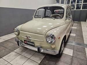 Beige Gebruikt 1967 Fiat 600D Sedan | € 6.800 - Afbeelding 1/4