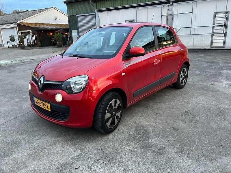 Rood Gebruikt 2016 Renault Twingo Collection Hatchback | € 3.750 (Super prijs) - Afbeelding 1/4