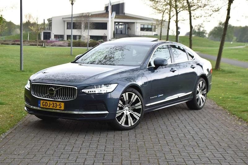Blauw, metallic lak Gebruikt 2024 Volvo S90 Ultimate Sedan | € 55.900 (Duur) - Afbeelding 1/4