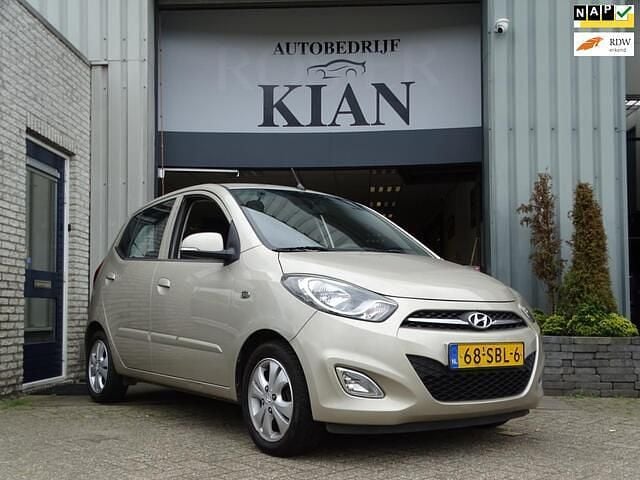 Beige Gebruikt 2011 Hyundai i10 Hatchback | € 4.250 (Eerlijke prijs) - Afbeelding 1/4