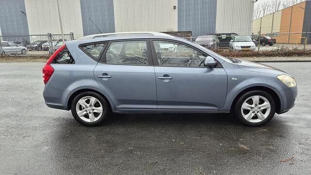 Occasion Kia Ceed 123 PK (90 kW) 2007 Blauw Hatchback