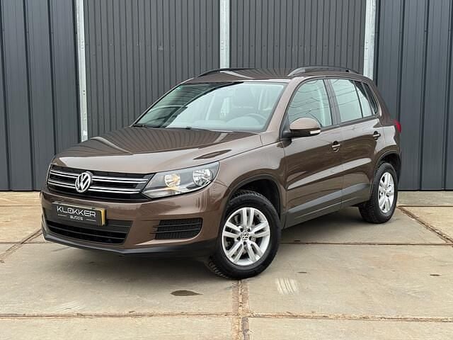 Bruin (metallic) Occasion 2013 VW Tiguan Comfortline SUV | € 9.950 (Eerlijke prijs) - Afbeelding 1/4