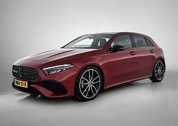 Donker manufaktur patagoniërood metallic Gebruikt 2024 Mercedes 180 AMG line Sedan | € 40.945 - Afbeelding 1/4