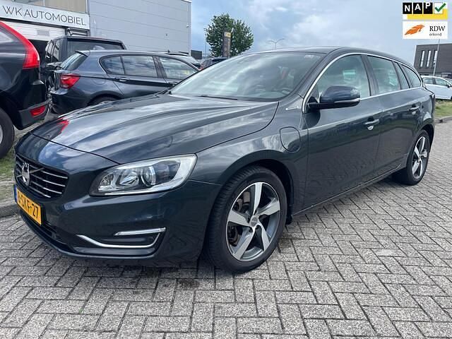 Grijs Gebruikt 2013 Volvo V60 Summum Stationwagen | € 9.750 (Eerlijke prijs) - Afbeelding 1/4
