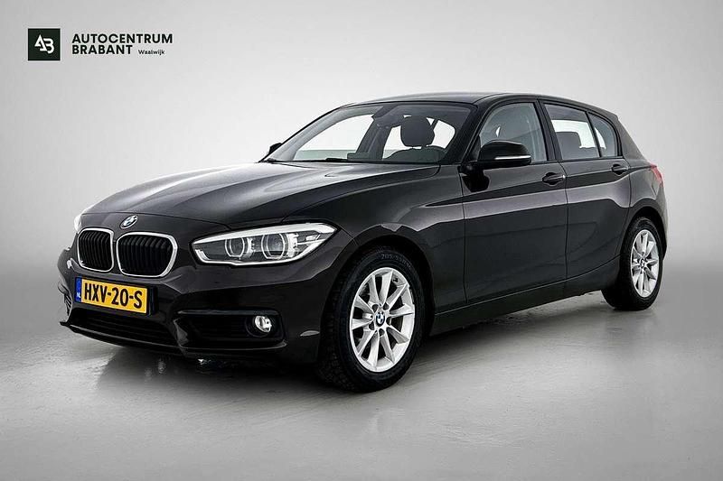 Zwart Gebruikt 2016 BMW 118 Executive Hatchback | € 13.845 (Eerlijke prijs) - Afbeelding 1/4