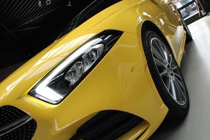 Occasion Mercedes A250 AMG line 218 PK (160 kW) 2023 Geel Hatchback