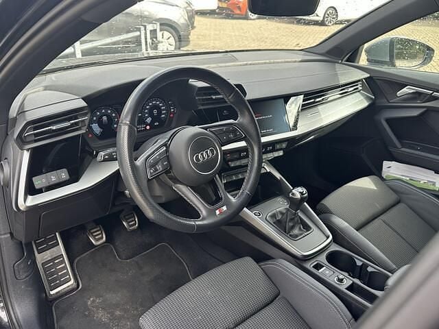 Occasion Audi A3 Sportback Edition .1 111 PK (81 kW) 2021 Zwart Hatchback