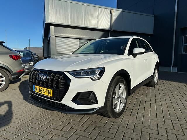 Wit Occasion 2022 Audi Q3 Advanced SUV | € 32.850 (Goede deal) - Afbeelding 1/4