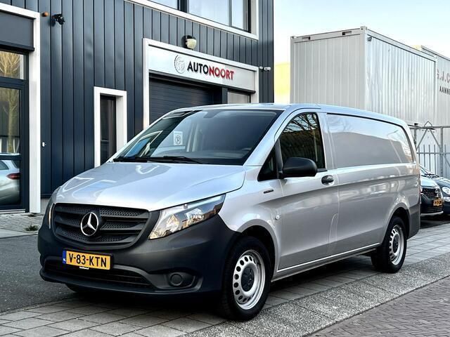 Zilver Gebruikt 2020 Mercedes e-Vito MPV | € 12.950 (Super prijs) - Afbeelding 1/4