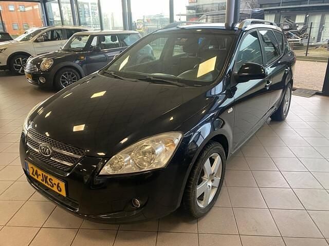 Zwart (metallic) Gebruikt 2009 Kia Ceed Hatchback | € 2.450 (Super prijs) - Afbeelding 1/3
