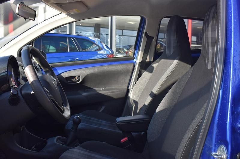 Occasion Peugeot 108 Active 74 PK (54 kW) 2019 Blauw Hatchback