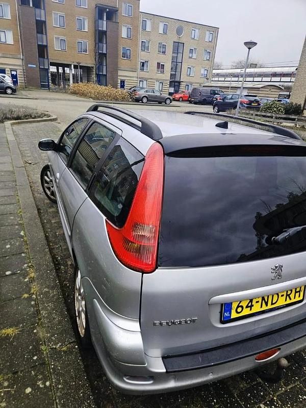 Occasion Peugeot 206 108 PK (79 kW) 2003 Stationwagen