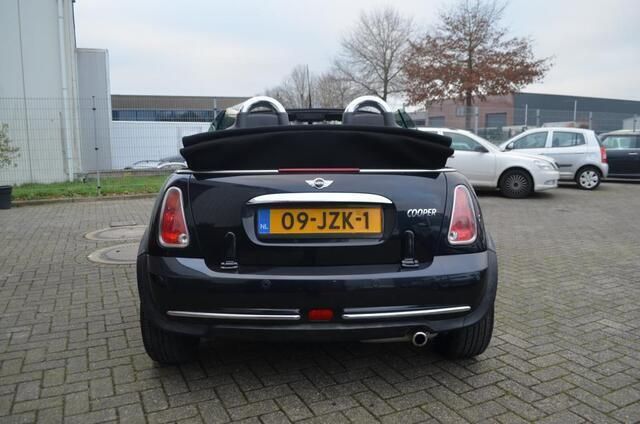Occasion Mini Cooper Cabriolet 116 PK (85 kW) 2006 Zwart Cabriolet