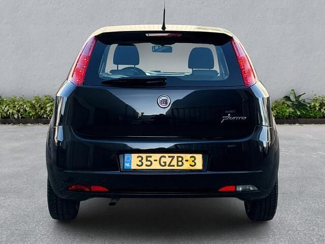 Occasion Fiat Grande Punto Lusso 78 PK (57 kW) 2008 Zwart (metallic) Hatchback