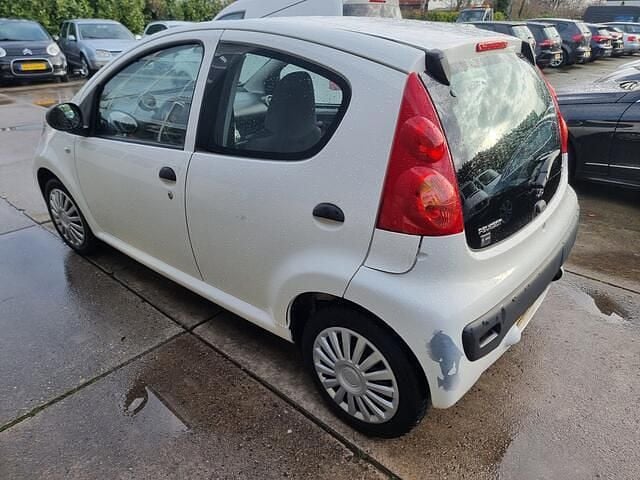 Occasion Peugeot 107 68 PK (50 kW) 2011 Wit Hatchback