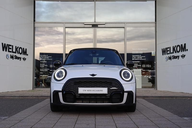 Occasion Mini John Cooper Works Premium 136 PK (100 kW) 2023 Wit (metallic) Hatchback